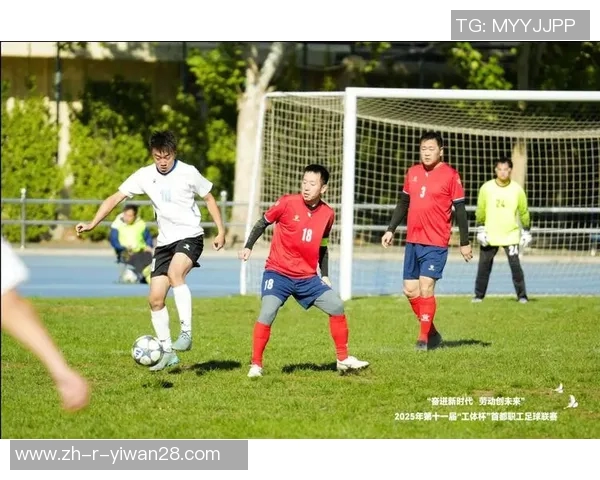 八月足坛巨星闪耀赛场精彩瞬间纵览新秀老将共谱绿茵华章